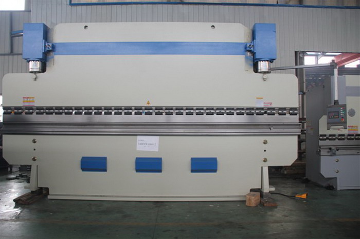00T6m press brake with .jpg