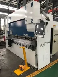 Yawei AHYW 4 অক্ষ CNC হাইব্রিড pressbrakes 3M