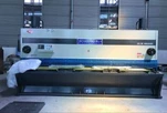 AHYW 16 মিমি শীট মেটাল ভিআর Guillotine কাঁচি 4 মি
