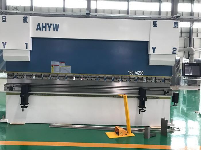 160T4M CNC PRESS BRAKE Yawei china Supplier